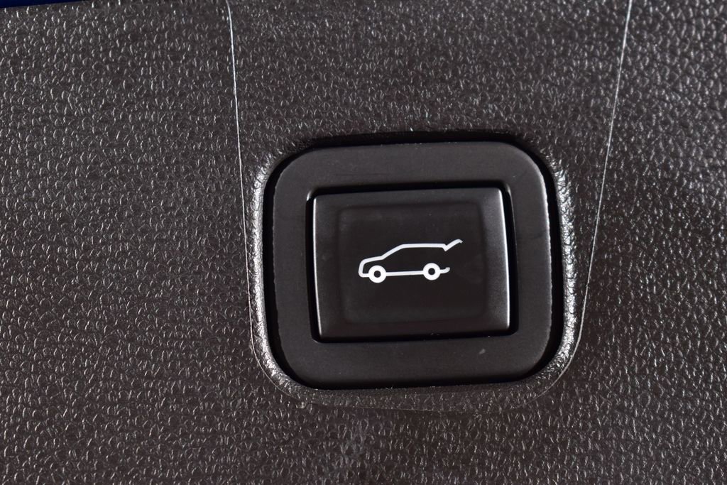 Used 2021 Chevrolet Blazer RS w/ Enhanced Convenience Package image 6