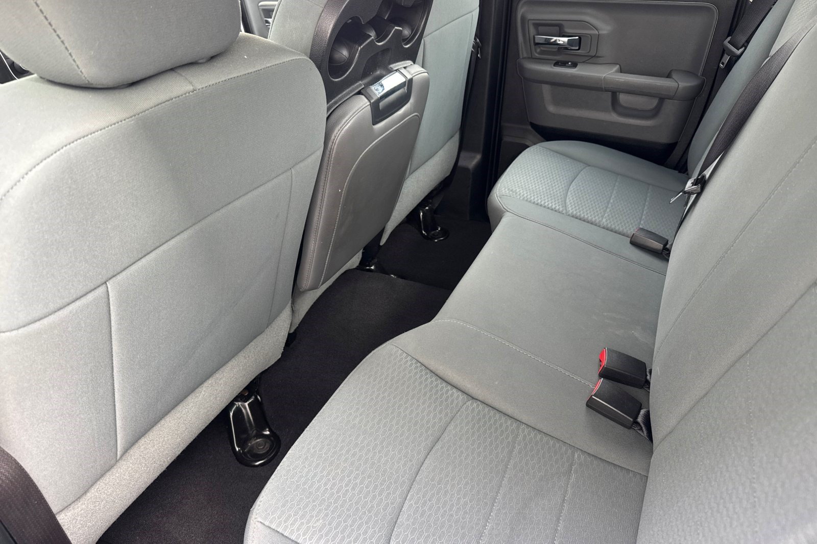 Used 2014 RAM 1500 Classic SLT AWD/4WD image 23