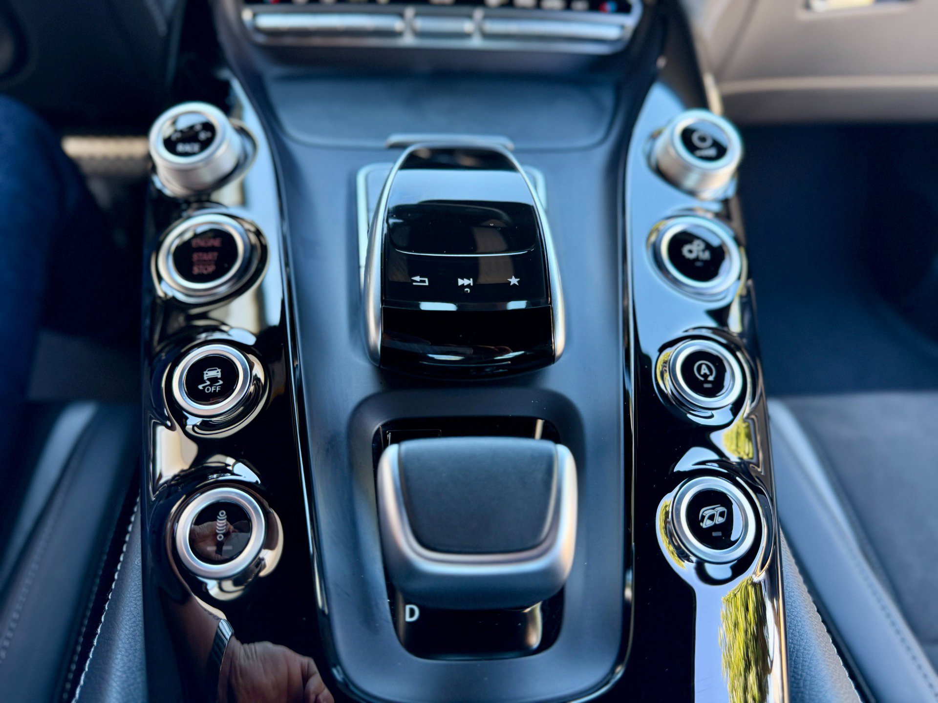 Used 2018 Mercedes-Benz AMG GT R image 57