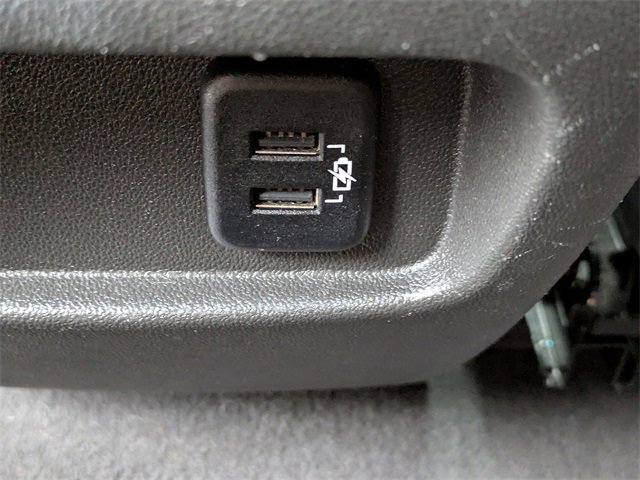 Used 2017 Cadillac XT5 Luxury w/ Driver Awareness Package image 15