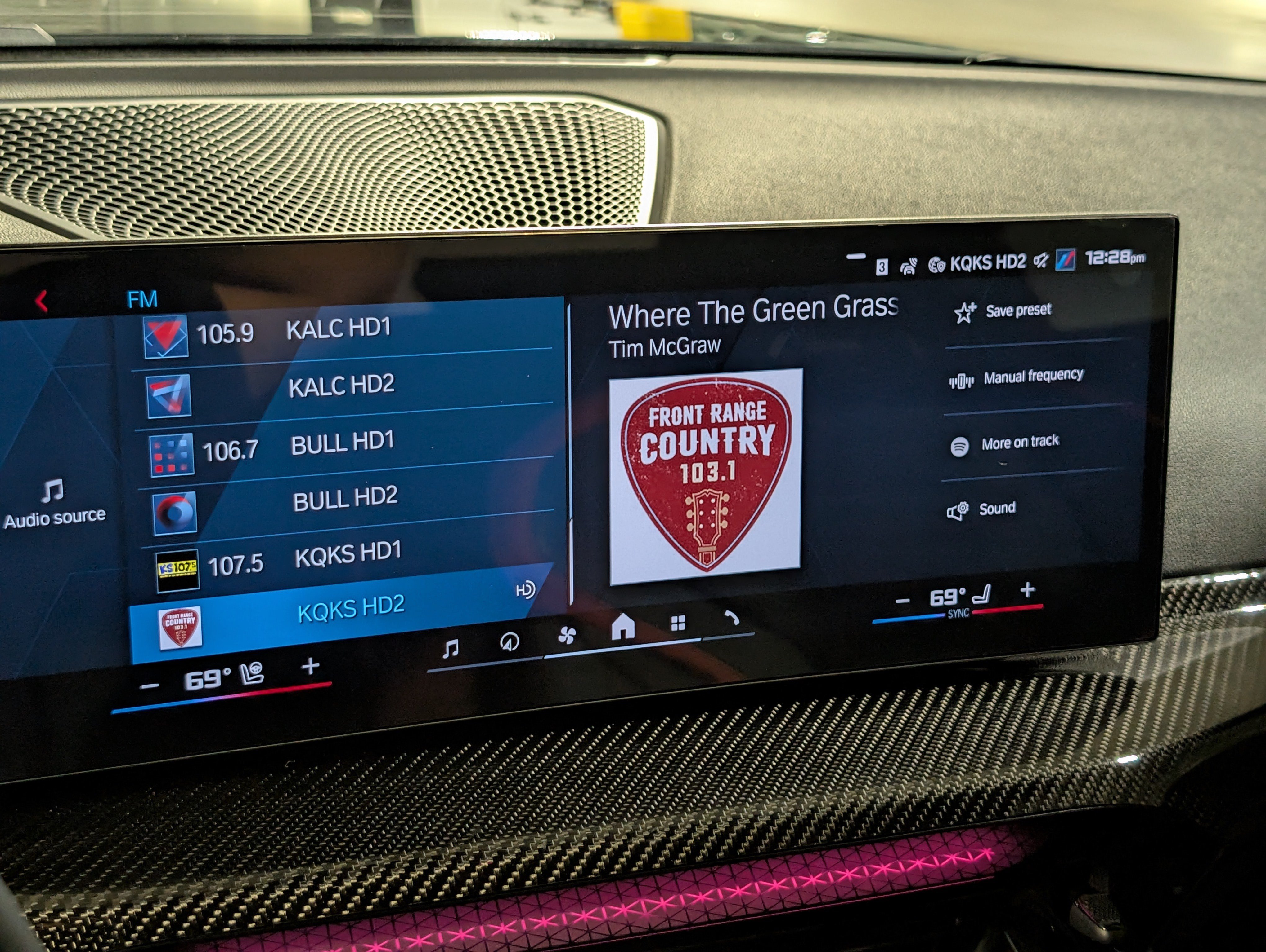 Used 2025 BMW M2 w/ Lighting Package RWD image 32