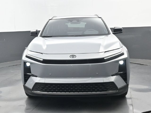 Used 2026 Toyota C-HR w/ Cold Weather Package AWD/4WD image 19
