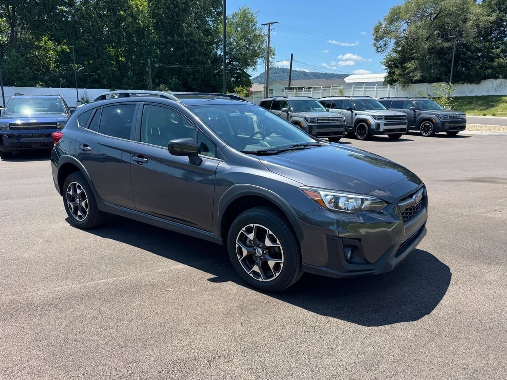 Used 2018 Subaru Crosstrek 2.0i Premium AWD/4WD image 2