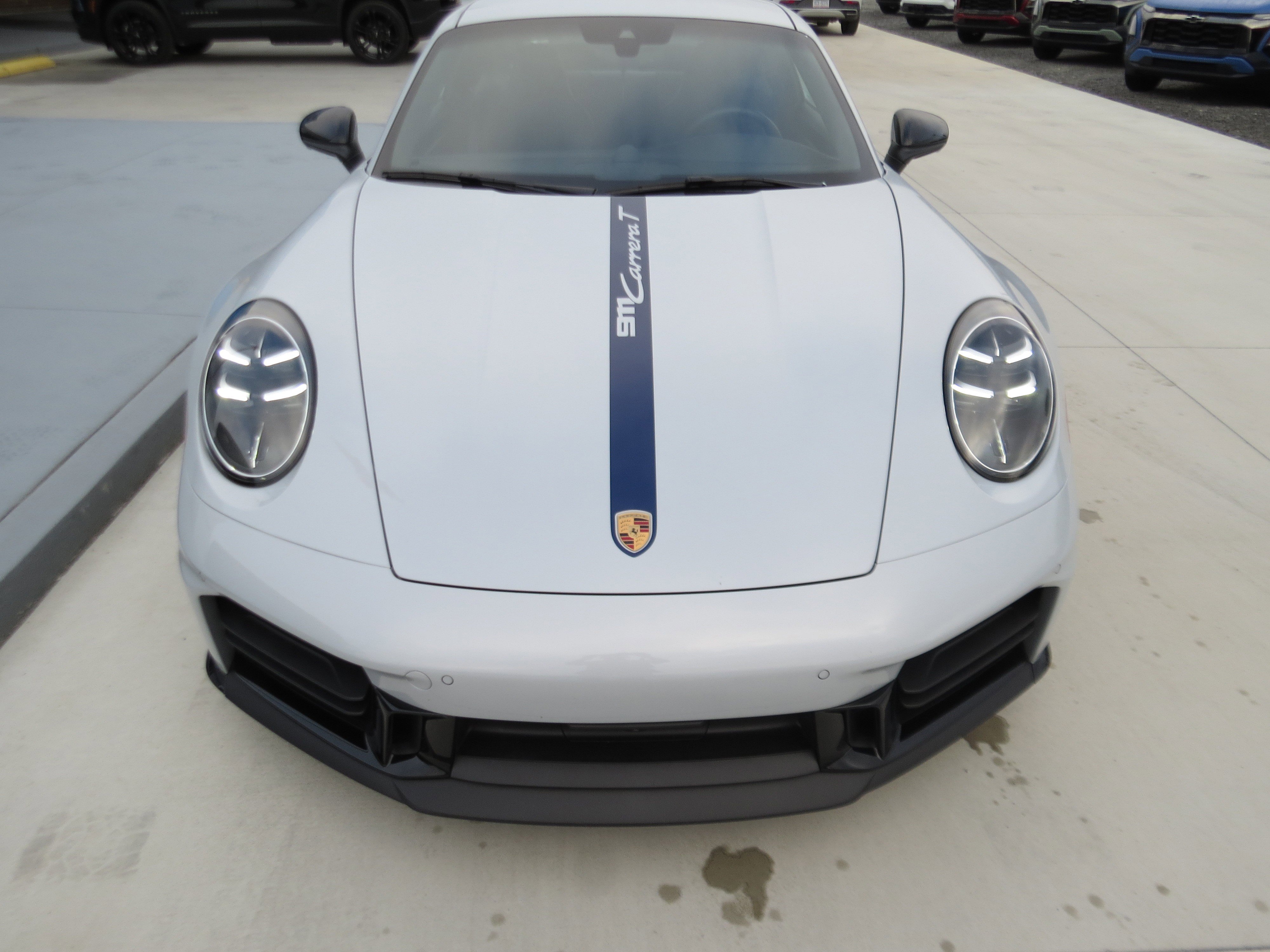 Used 2025 Porsche 911 Carrera T RWD image 10