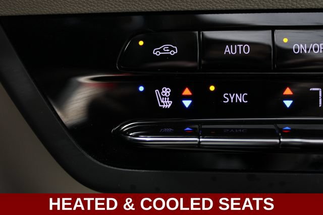 Used 2022 Buick Envision Avenir w/ Technology Package II FWD image 7