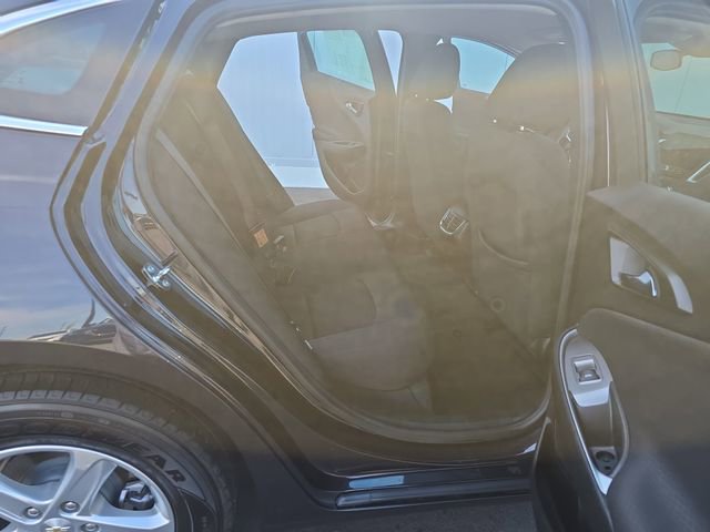 Used 2023 Chevrolet Malibu LT FWD image 17