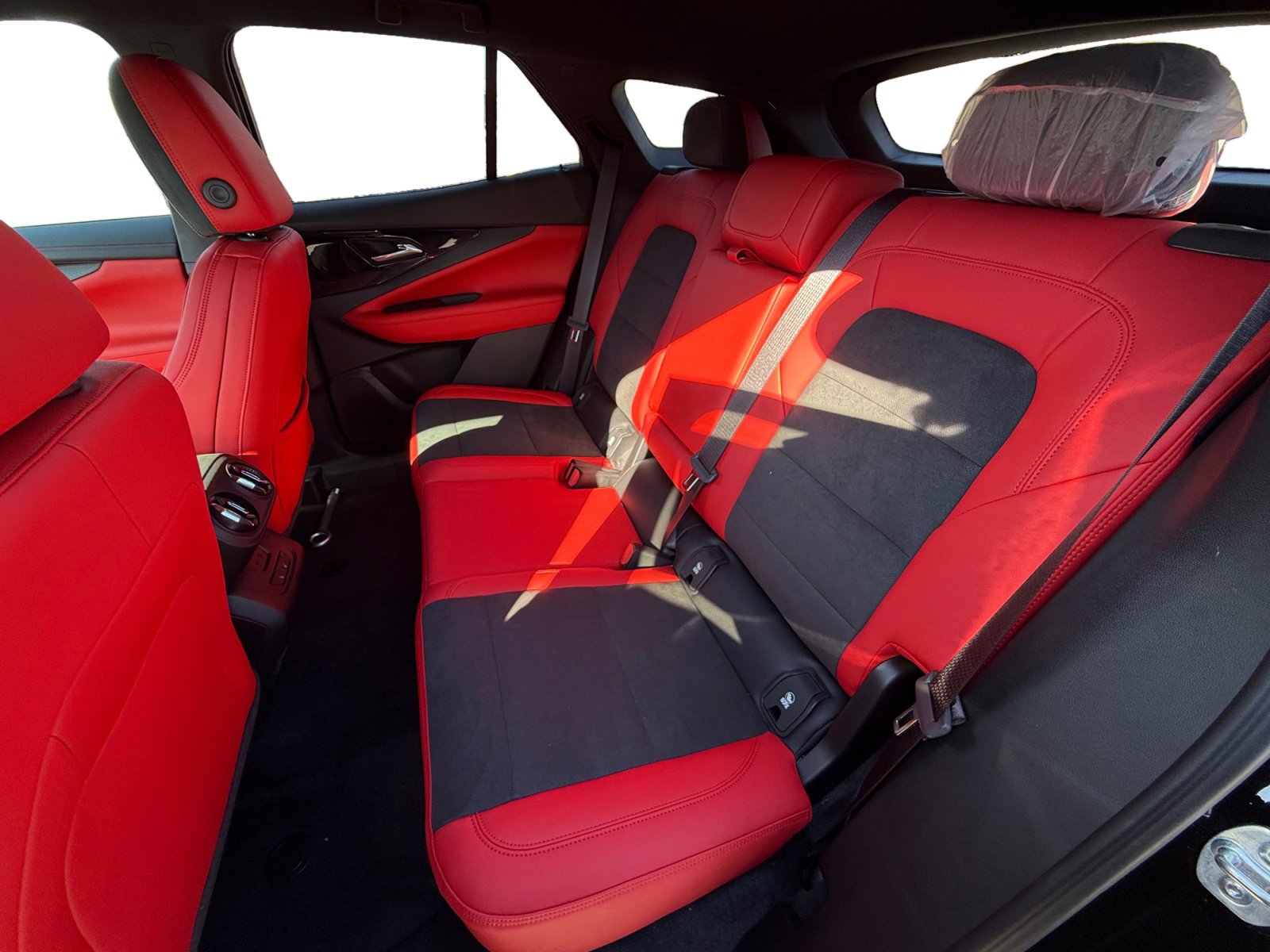 New 2025 Chevrolet Blazer EV RS image 16