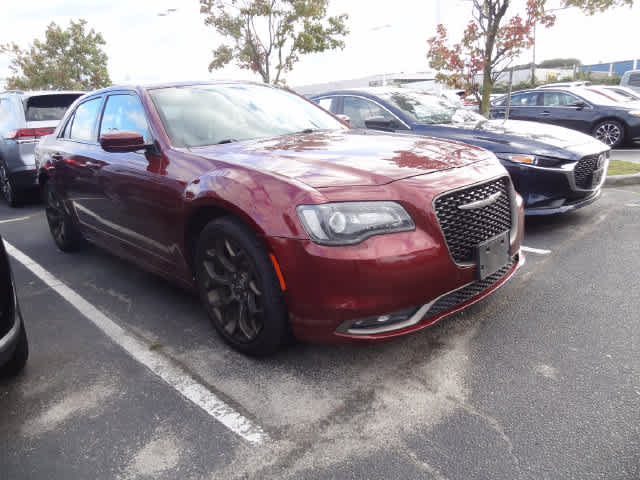 Used 2019 Chrysler 300 S w/ 300S Alloy Package RWD image 3