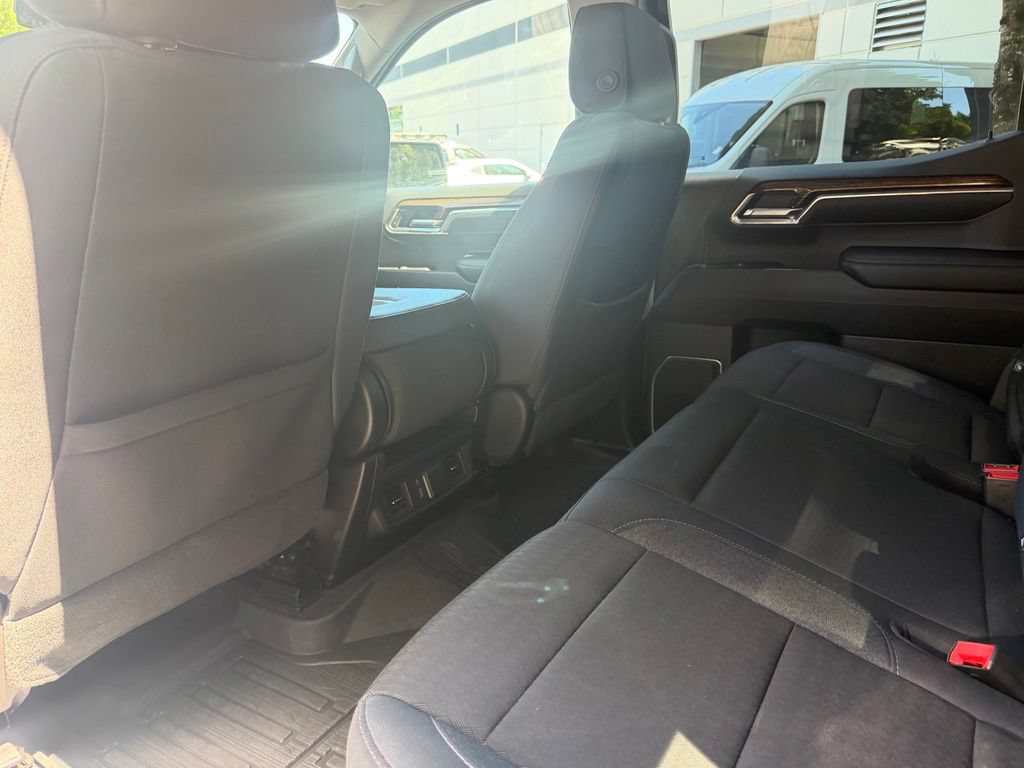 Used 2024 GMC Sierra 1500 Elevation w/ LPO, Elevation Black Package AWD/4WD image 21