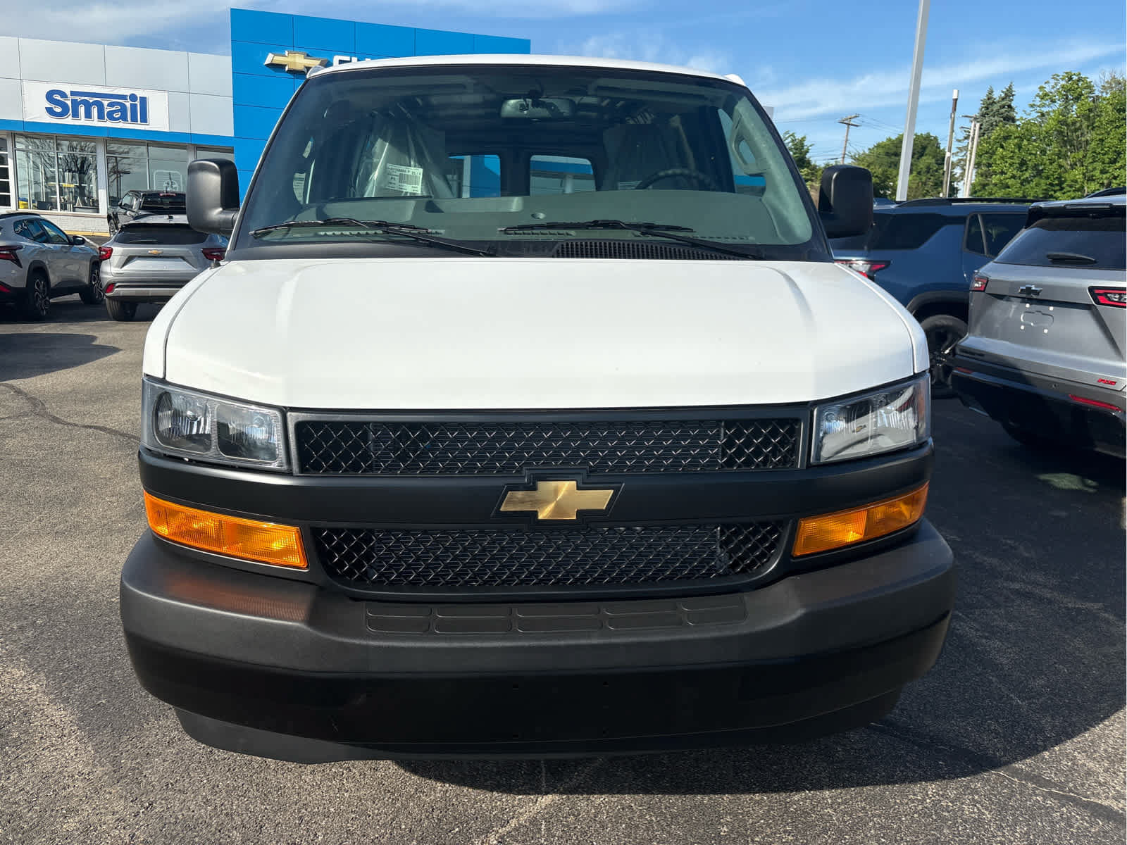 New 2026 Chevrolet Express 2500 RWD image 2