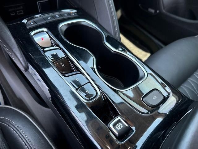 Used 2023 Buick Envision Avenir FWD image 33
