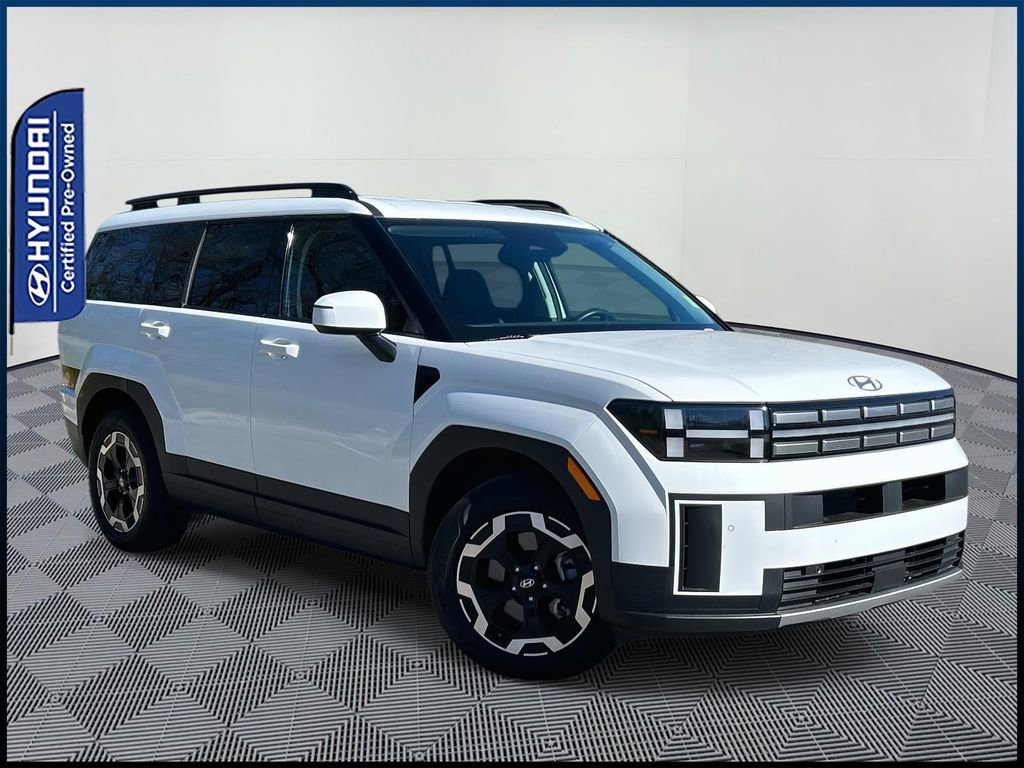 Used 2025 Hyundai Santa Fe SEL image 1