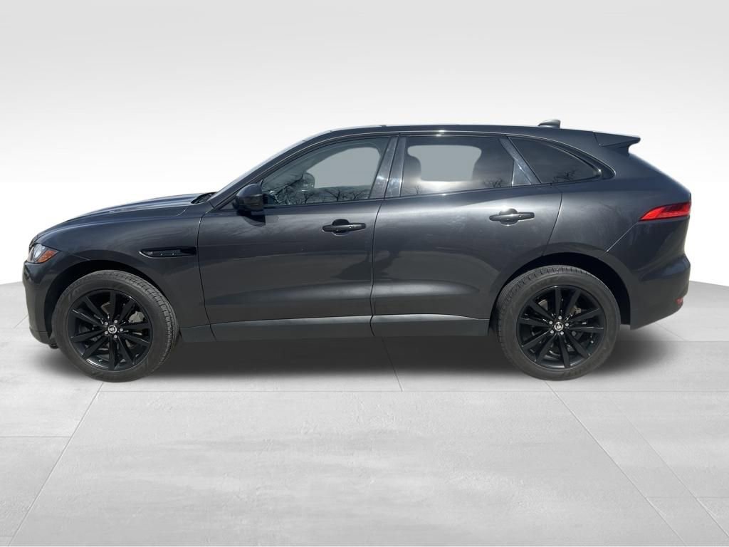 Used 2019 Jaguar F-PACE Prestige image 2