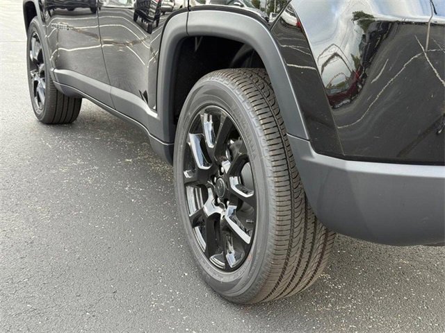 New 2025 Jeep Compass Latitude w/ Sun & Sound Group image 6