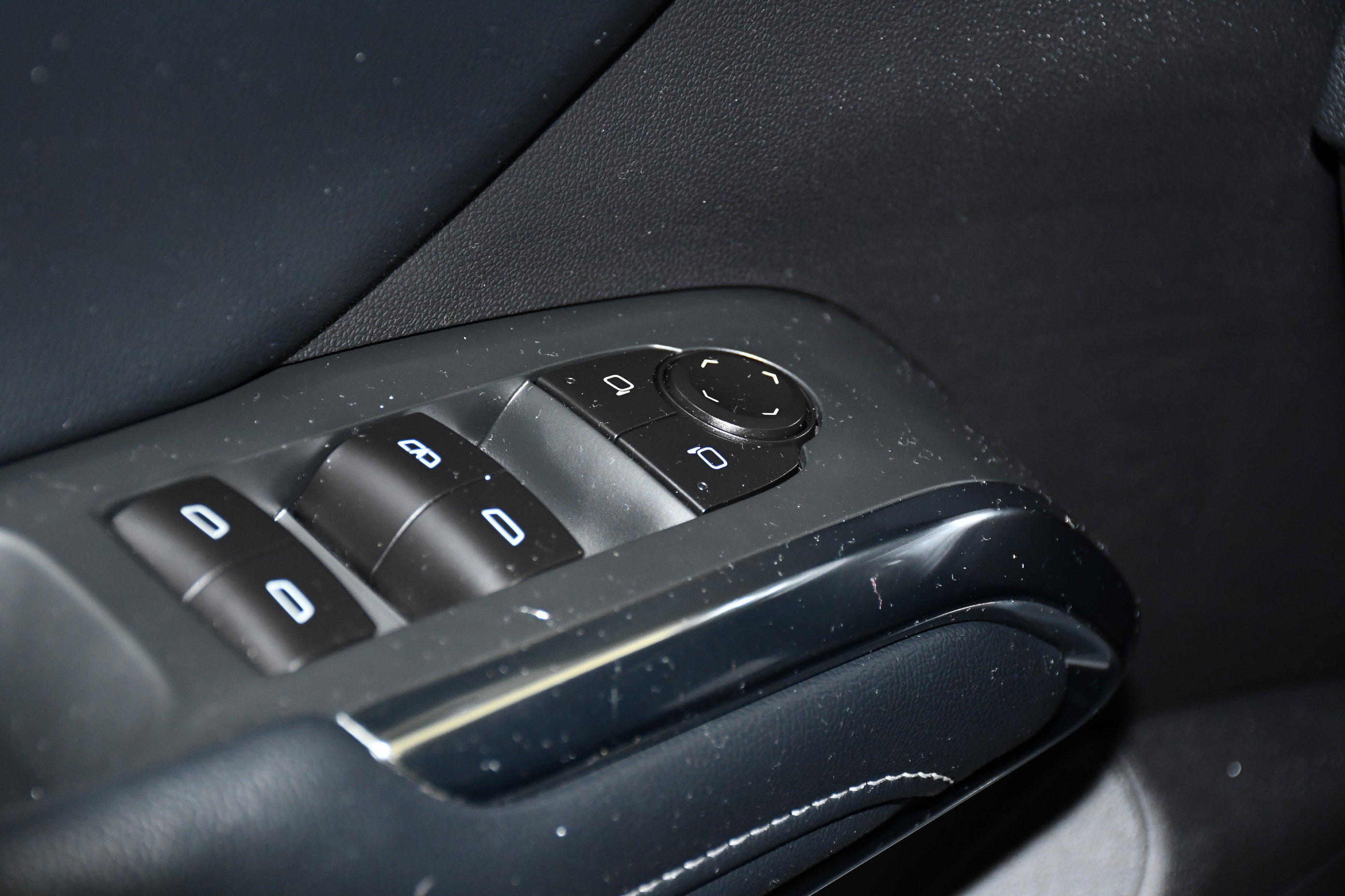 Used 2026 Chevrolet Traverse LT image 33