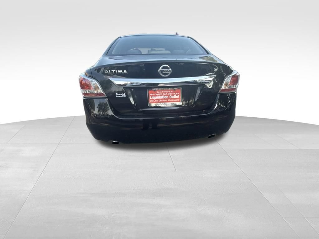 Used 2015 Nissan Altima 2.5 S FWD image 4