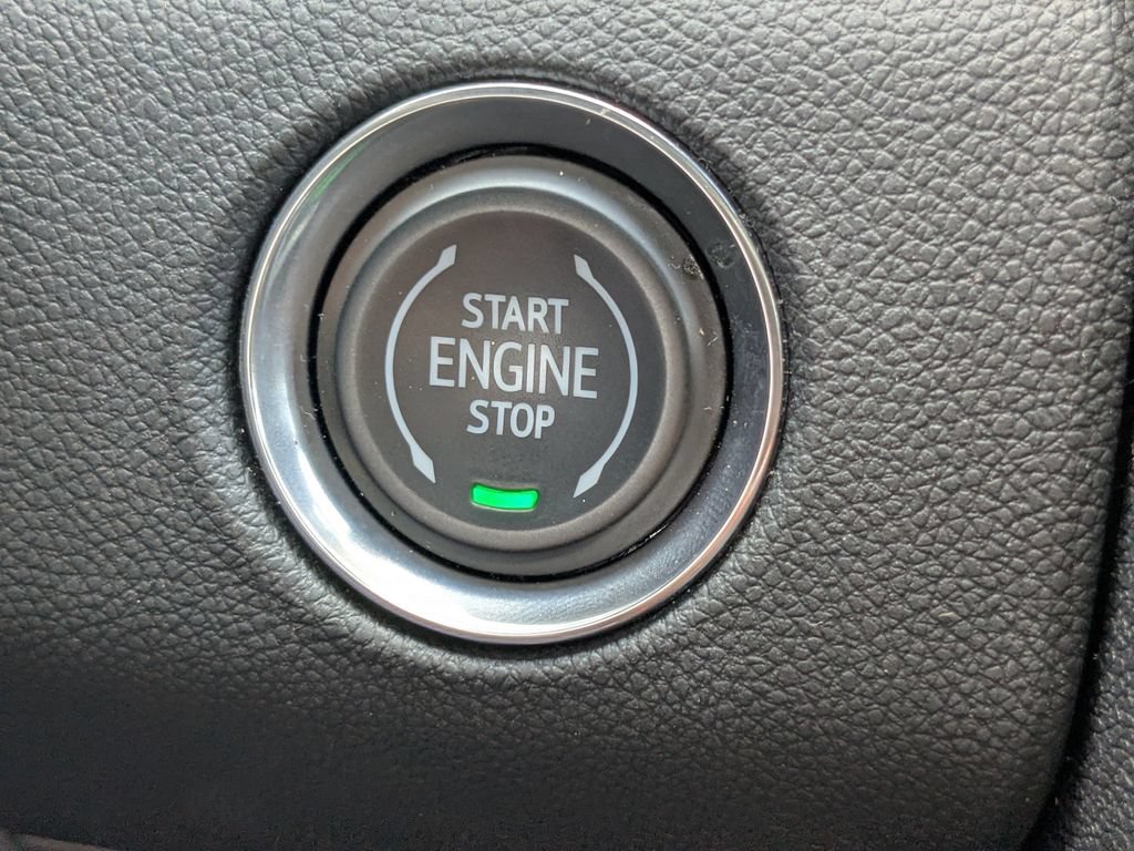 Used 2025 GMC Acadia Elevation FWD image 27
