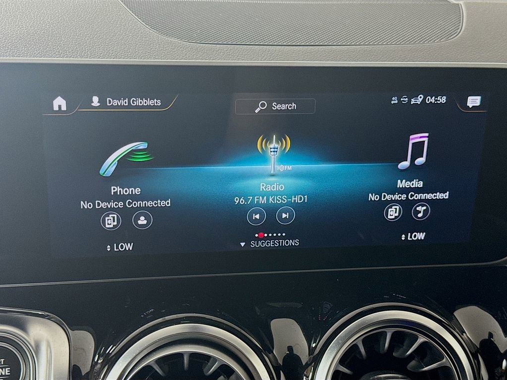 Used 2021 Mercedes-Benz GLB 250 image 16