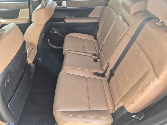 Used 2024 Hyundai Santa Fe Limited AWD/4WD image 22