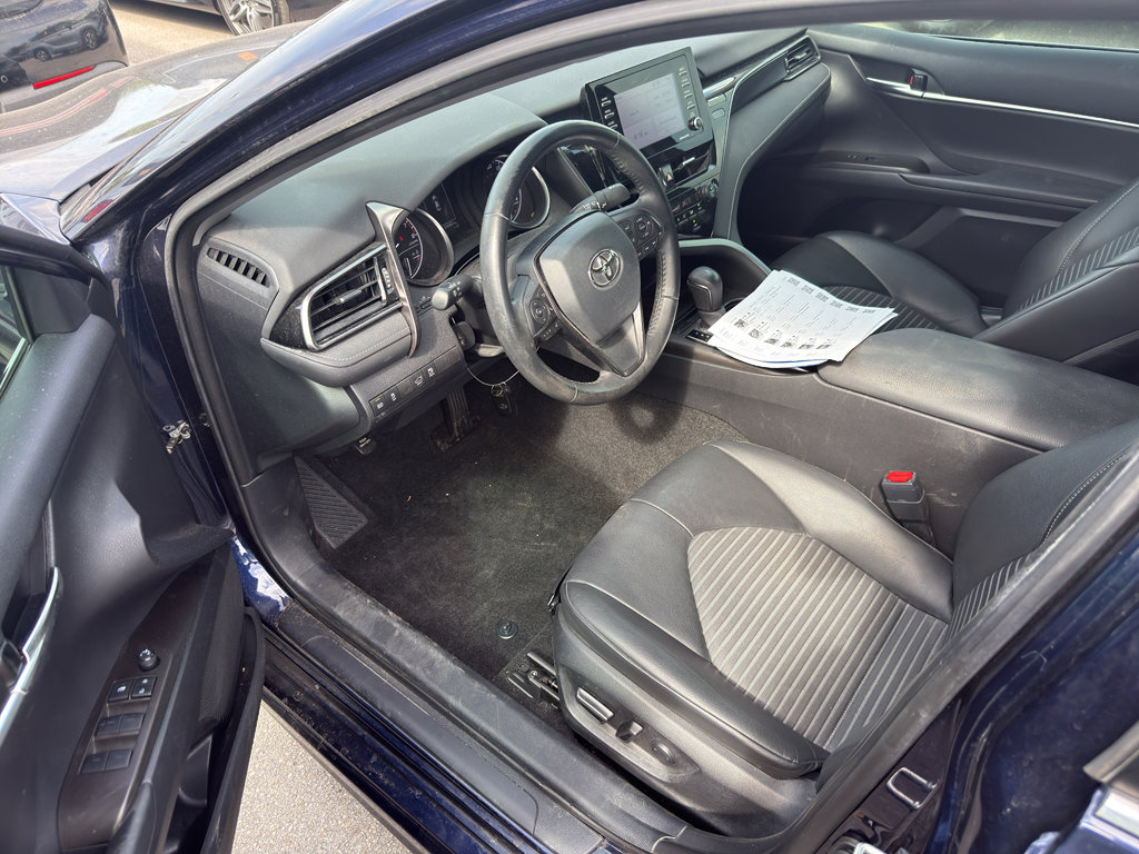 Used 2022 Toyota Camry SE w/ Convenience Package FWD image 7