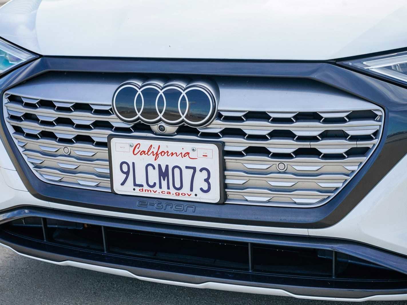 Used 2024 Audi Q8 e-tron Premium Plus w/ Premium Plus Package image 8