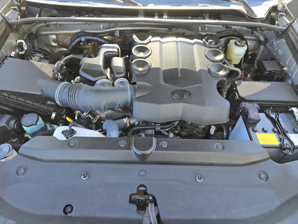 Used 2023 Toyota 4Runner SR5 Premium w/ Moonroof Package RWD image 34