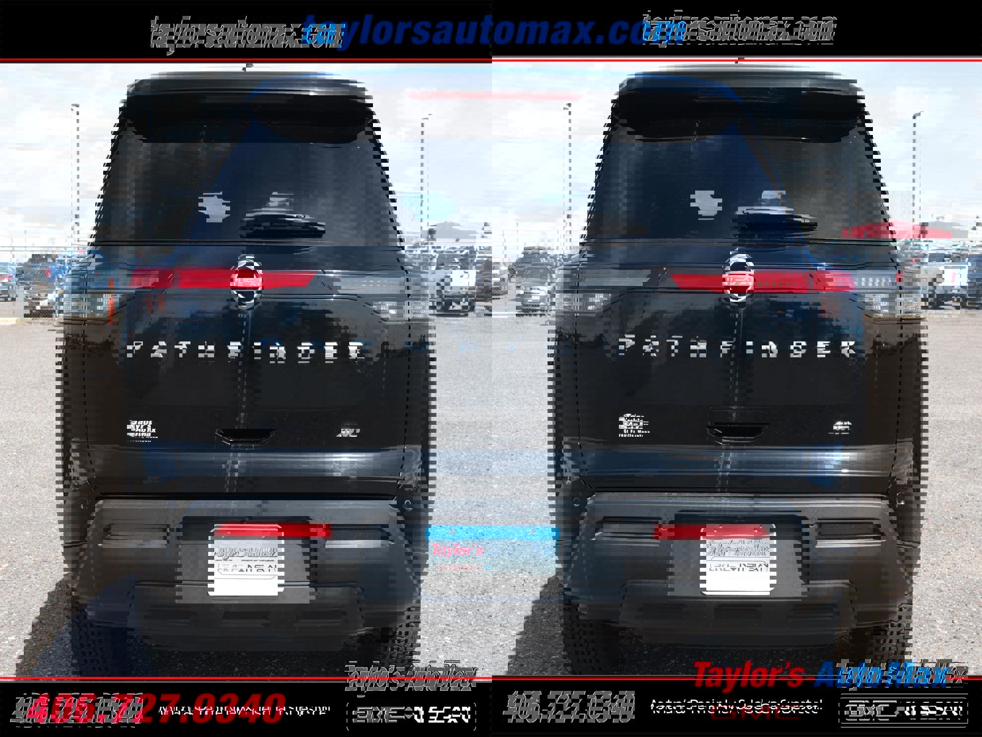 Used 2024 Nissan Pathfinder S image 40