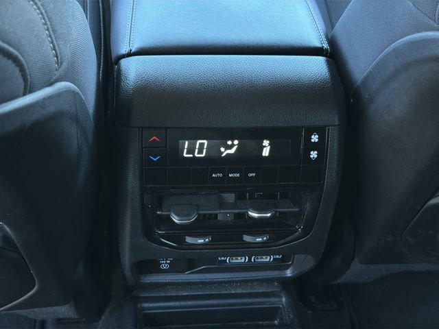 Used 2023 Jeep Grand Cherokee L Laredo w/ Luxury Tech Group I AWD/4WD image 18