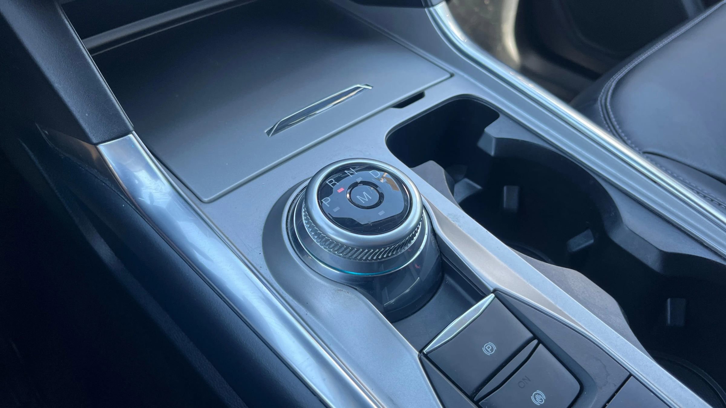 Used 2021 Ford Explorer XLT w/ Equipment Group 202A image 29