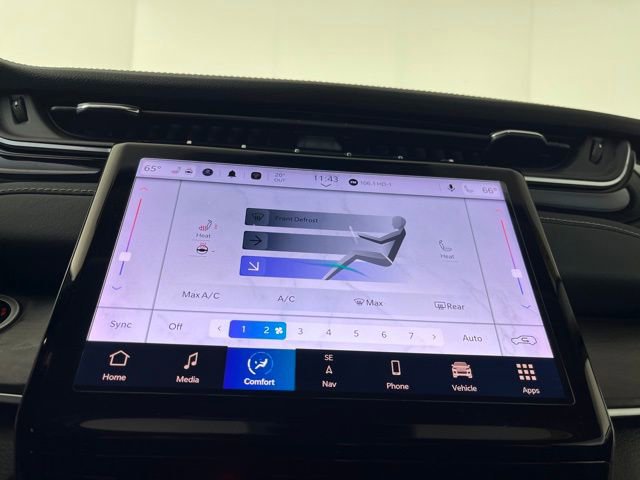 Used 2024 Jeep Grand Cherokee Limited w/ Black Appearance Package image 29