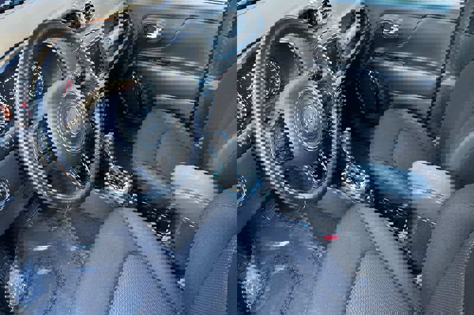 Used 2020 Jeep Renegade Altitude image 11