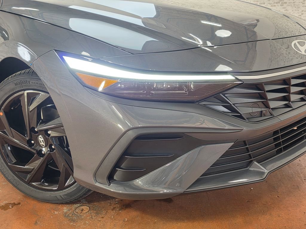 New 2026 Hyundai Elantra Sport w/ Cargo Package FWD image 14