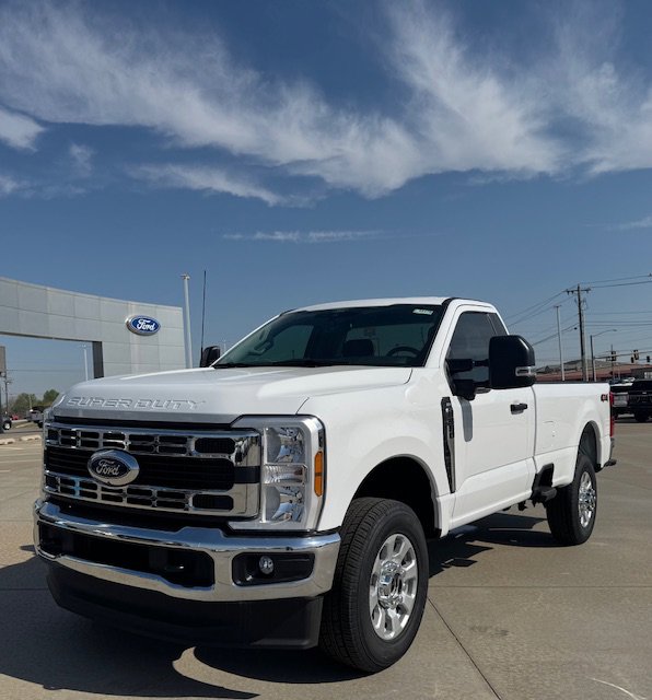 Used 2024 Ford F350 XLT w/ 360-Degree Camera Package image 2