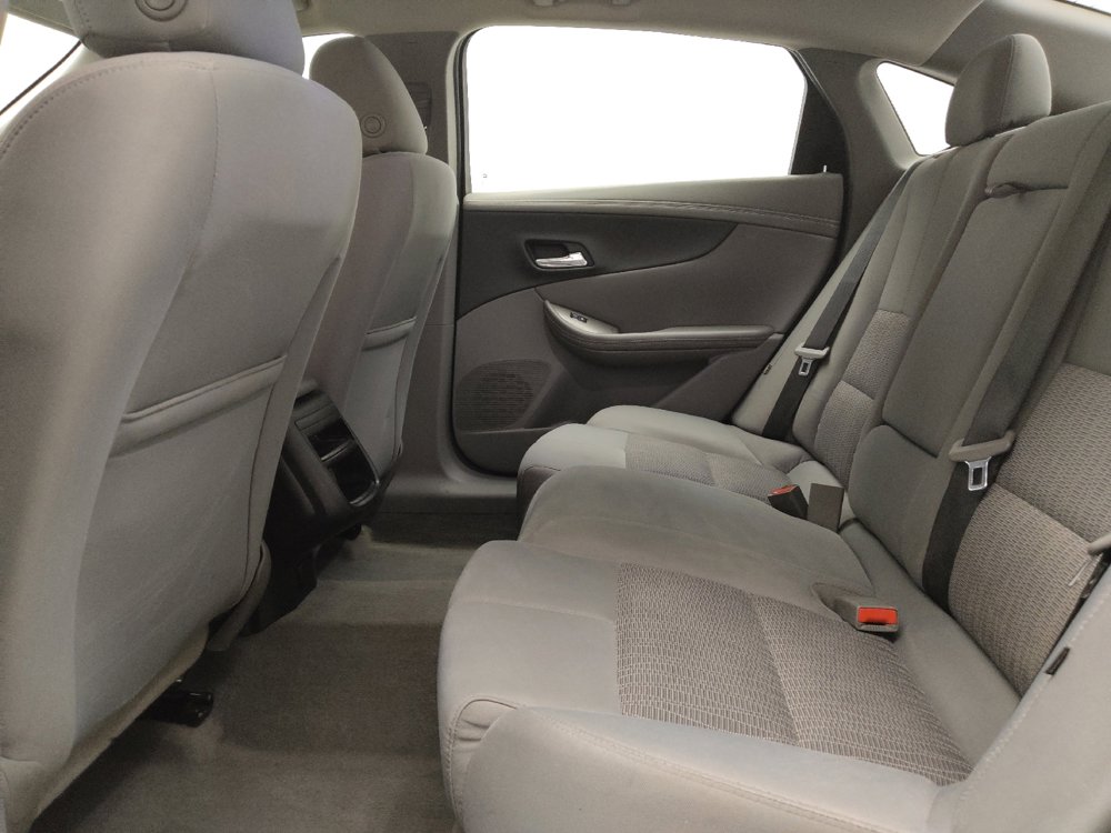 Used 2017 Chevrolet Impala LS FWD image 18