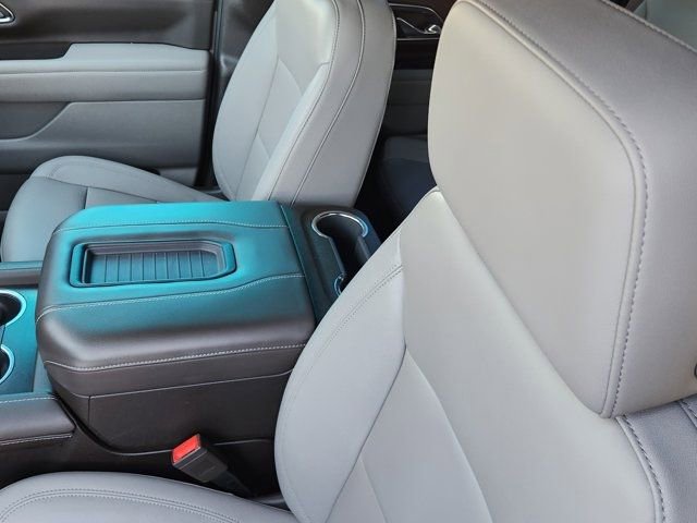 Used 2023 Chevrolet Tahoe Z71 w/ Luxury Package image 21