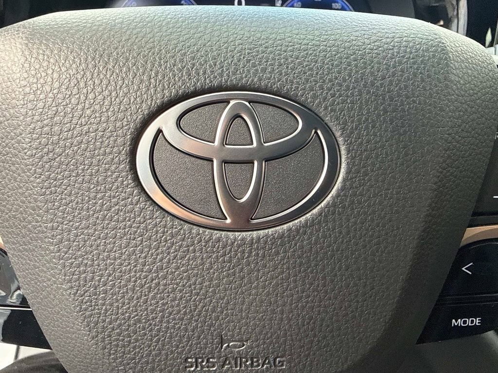 New 2026 Toyota Crown Platinum image 31