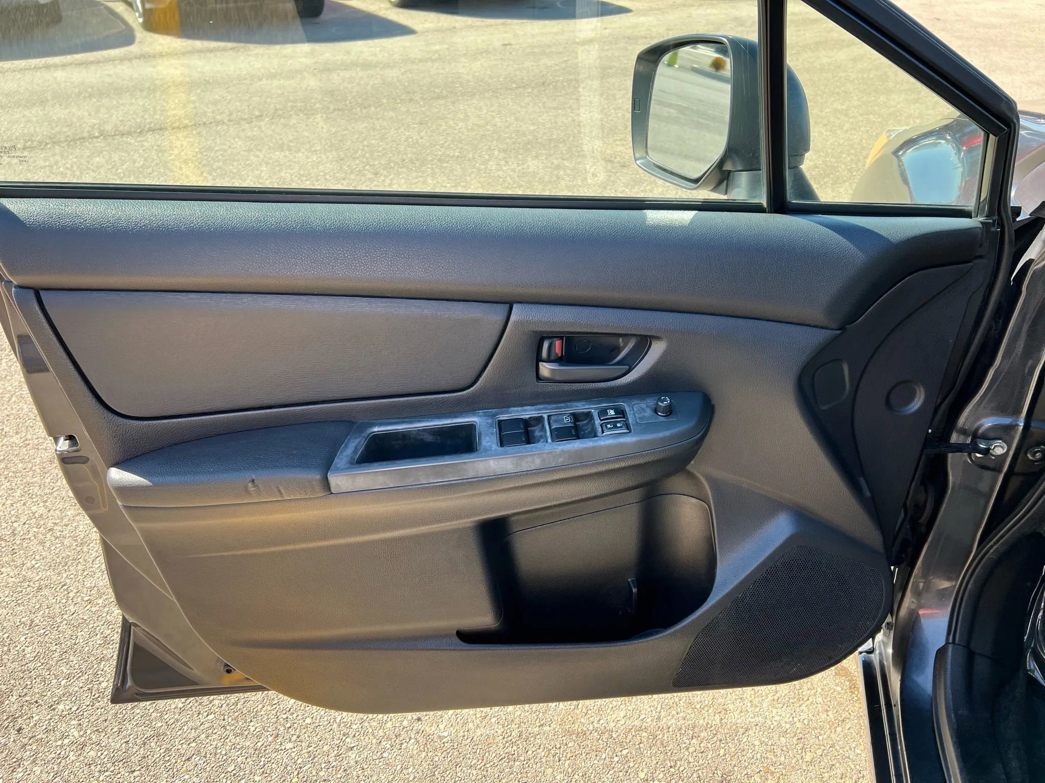 Used 2012 Subaru Impreza 2.0i image 17