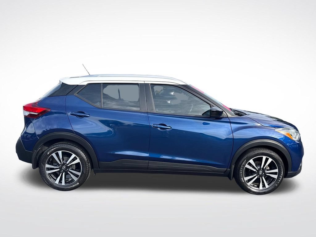 Used 2018 Nissan Kicks SV FWD image 6
