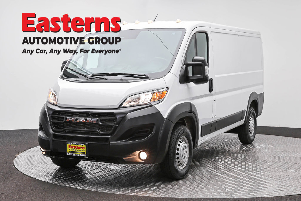 Used 2025 RAM ProMaster 2500 w/ Convenience Group FWD image 1