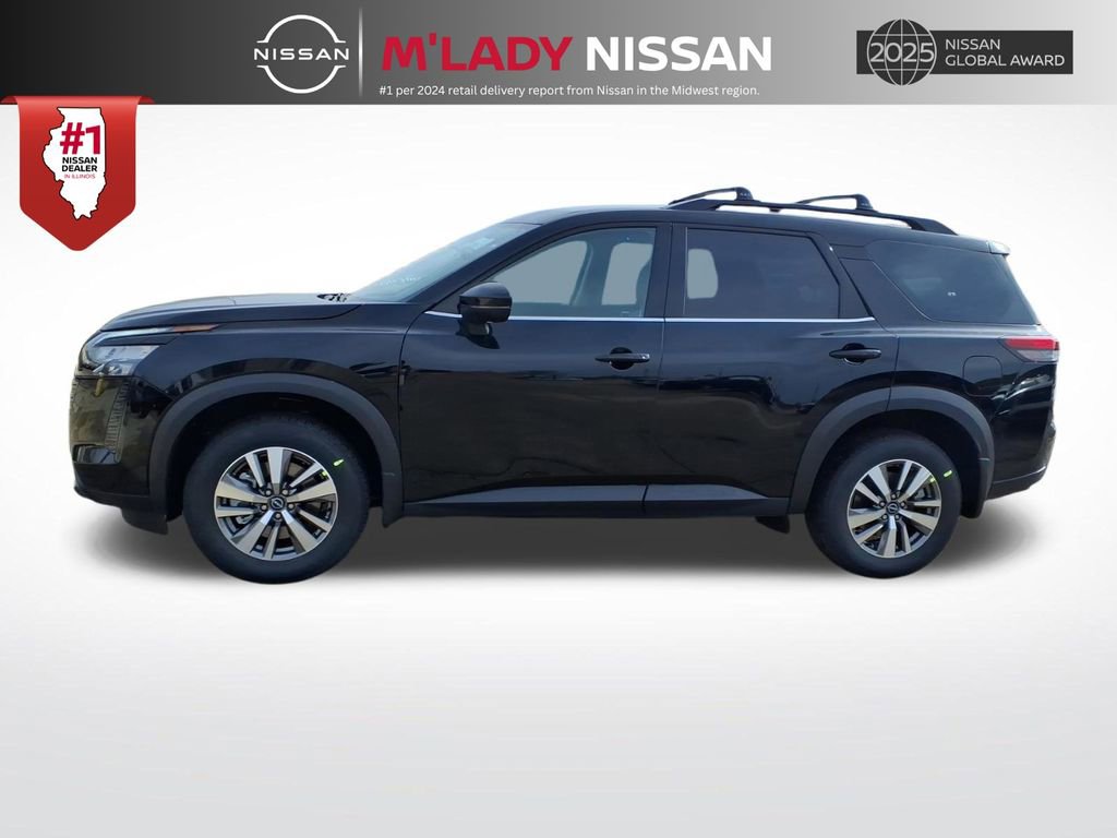 New 2026 Nissan Pathfinder SL image 4