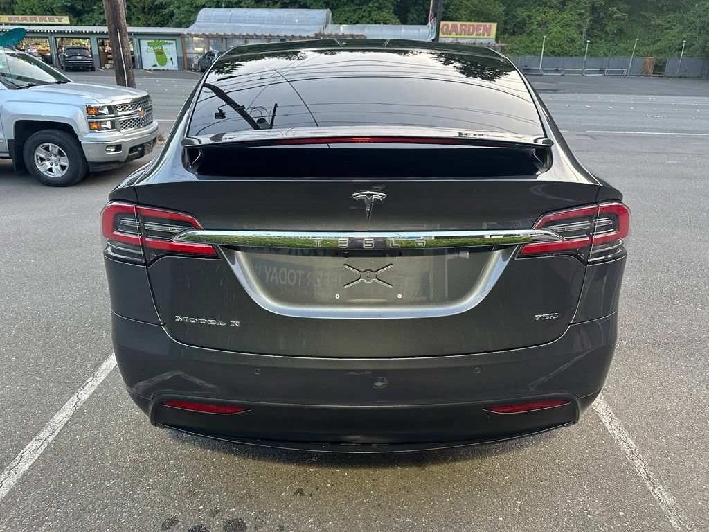Used 2017 Tesla Model X 75D AWD/4WD image 6