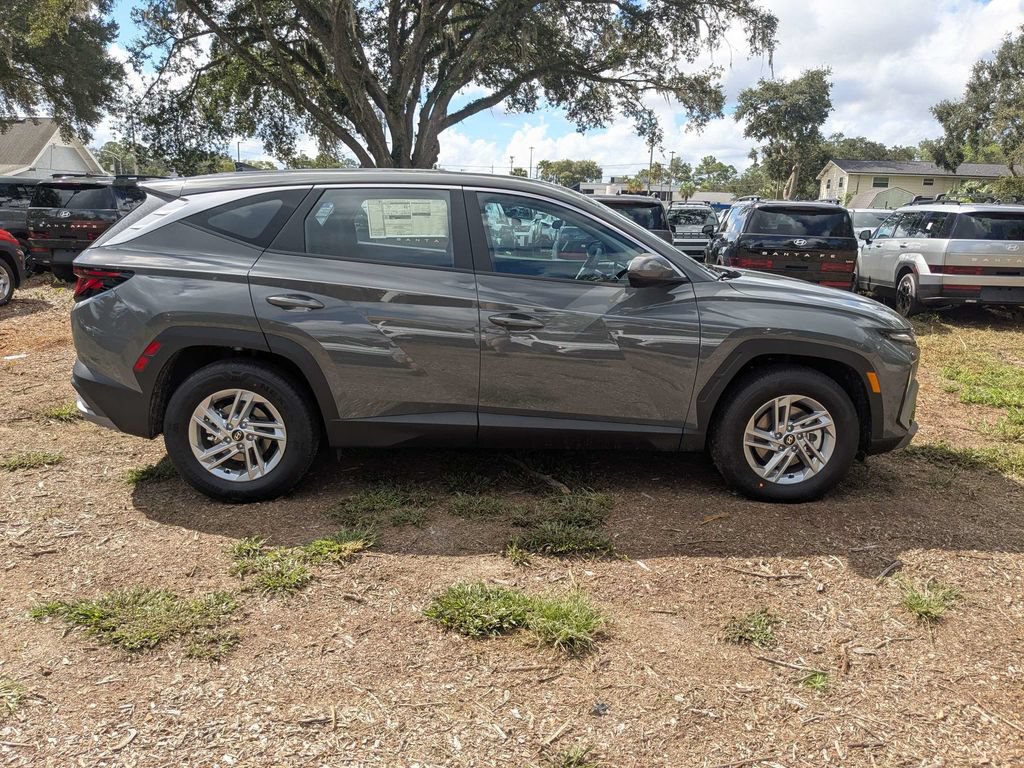 New 2026 Hyundai Tucson SE FWD image 3