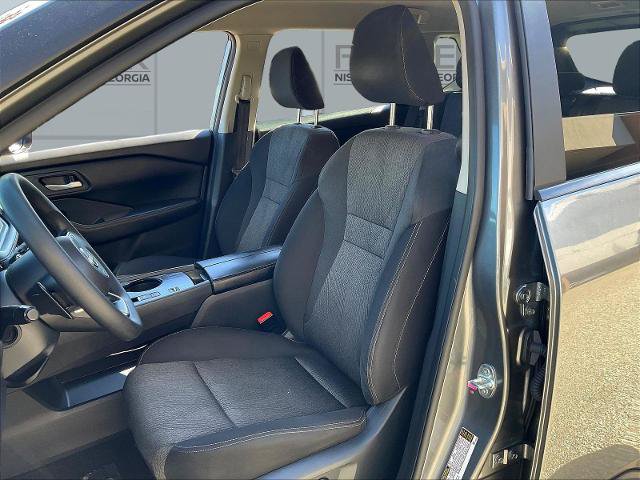 Certified 2024 Nissan Rogue SV FWD image 23