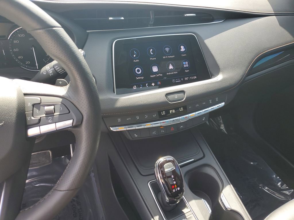 Used 2023 Cadillac XT4 Sport w/ Enhanced Visibility Package AWD/4WD image 27