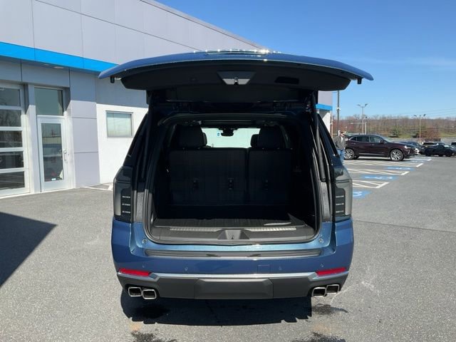 Certified 2026 Chevrolet Suburban High Country w/ Sun And Tow Package AWD/4WD image 12