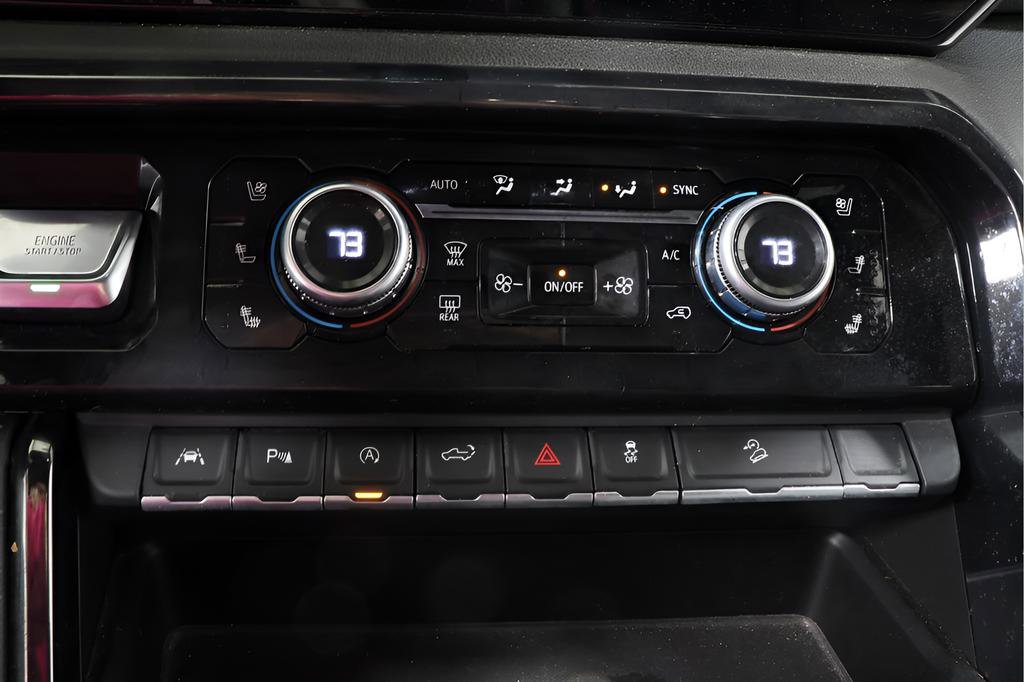 Used 2024 GMC Sierra 1500 AT4 w/ AT4 Preferred Package image 10