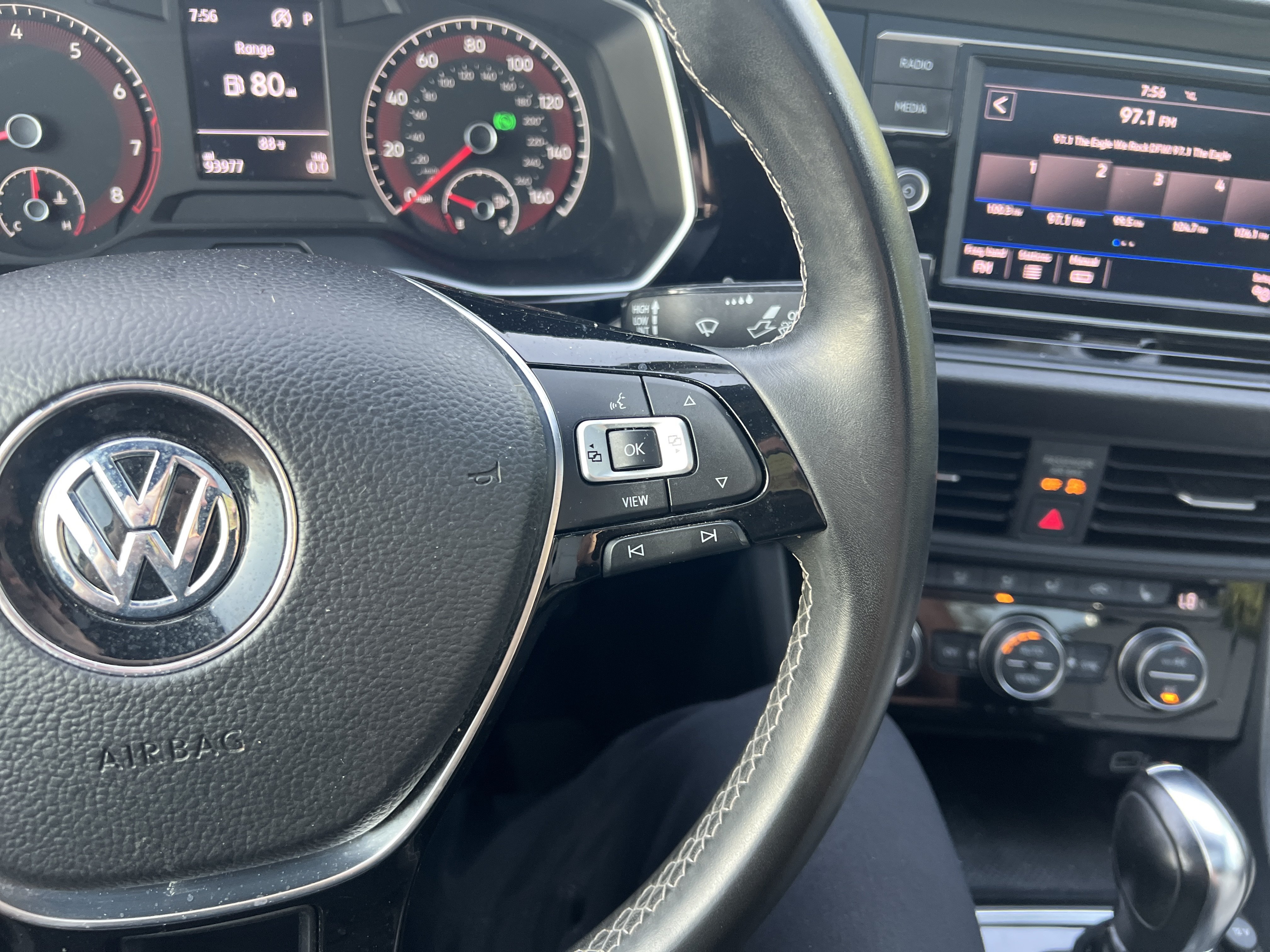 Used 2019 Volkswagen Jetta R-Line FWD image 17