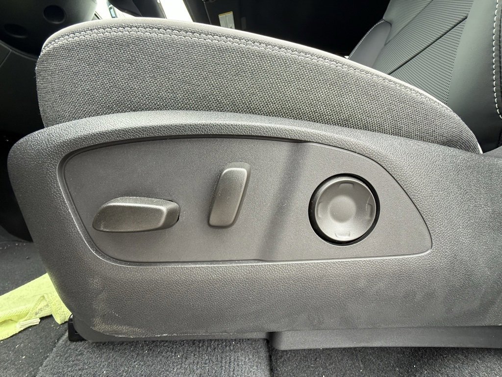 New 2026 GMC Sierra EV Elevation w/ Premium Package image 30