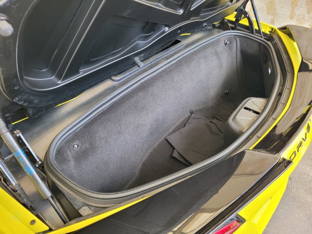 Used 2023 Chevrolet Corvette Stingray Preferred Conv w/ Z51 Performance Package RWD image 33
