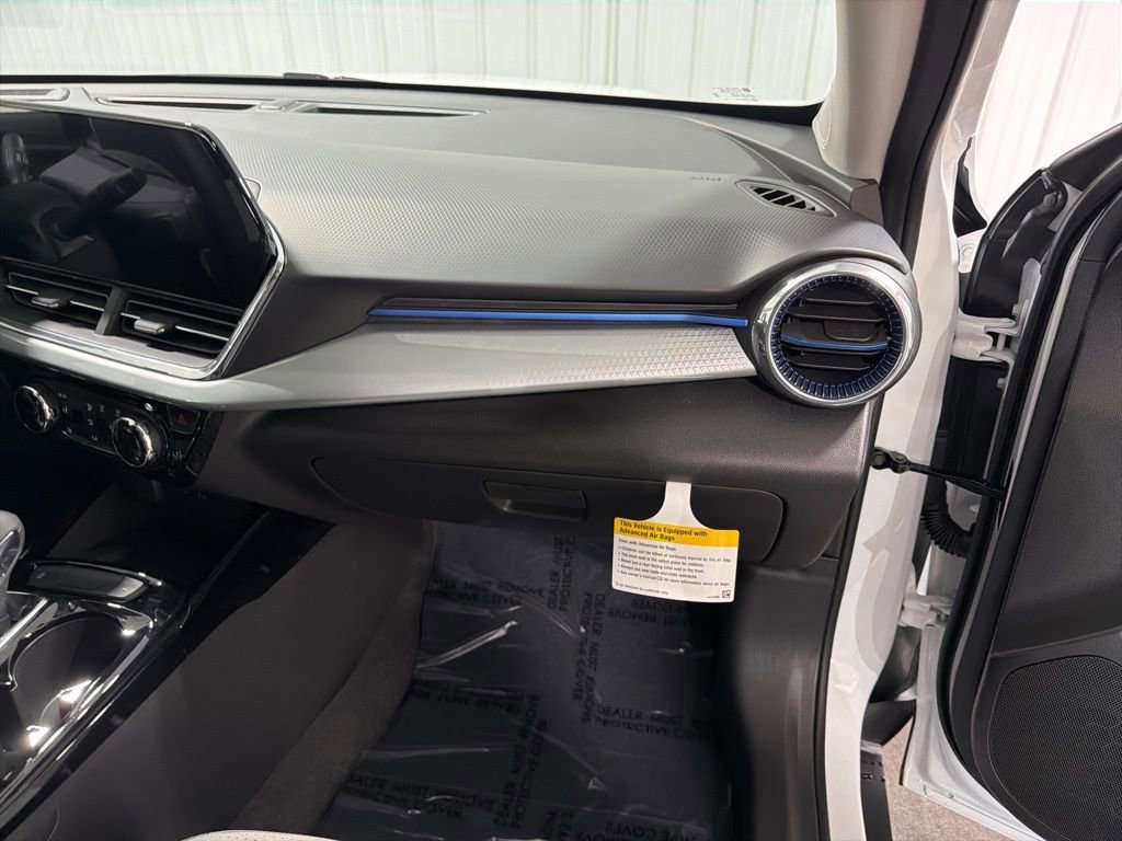 New 2026 Chevrolet Trax LT w/ Sunroof Package image 23